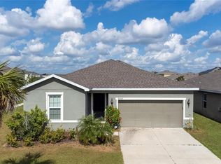 8202 Barnside View Ln, Gibsonton, FL 33534
