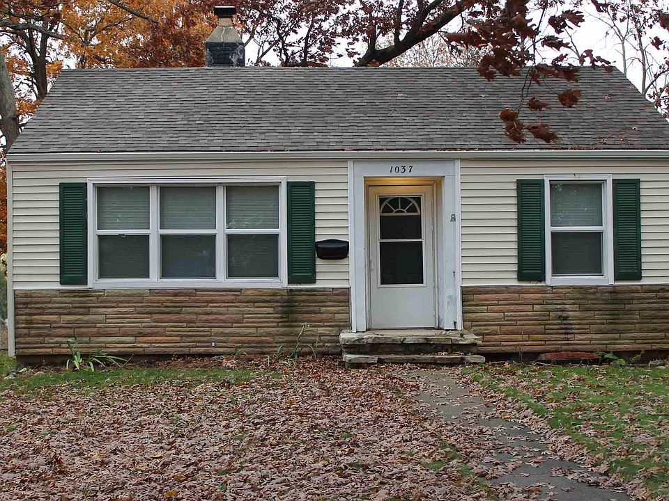 1st image of 1037 Garden Ln