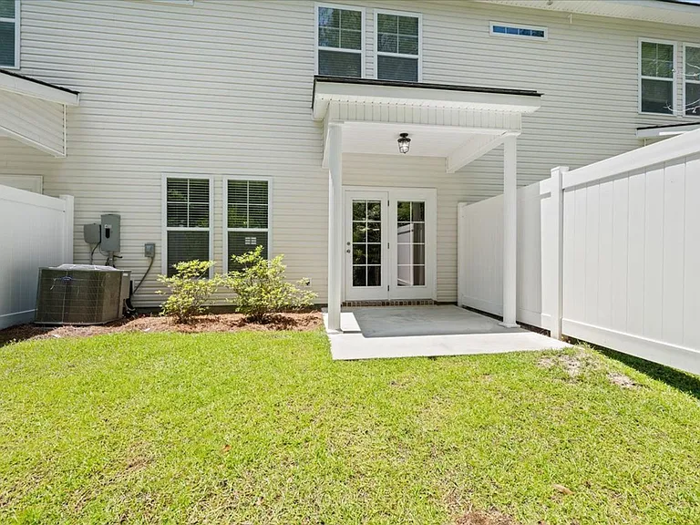 329 Sonoma Dr — Photo 22