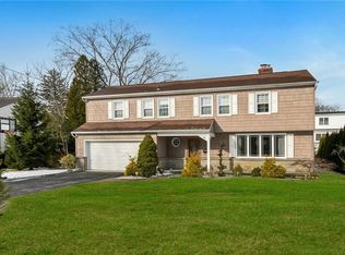 45 Anpell Dr, Scarsdale, NY 10583
