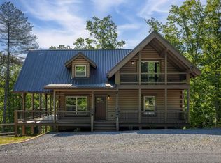 196 N Jakes Landing Way, Ellijay, GA 30540