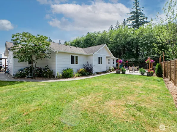 1323 Wilson Avenue, Blaine, WA 98230