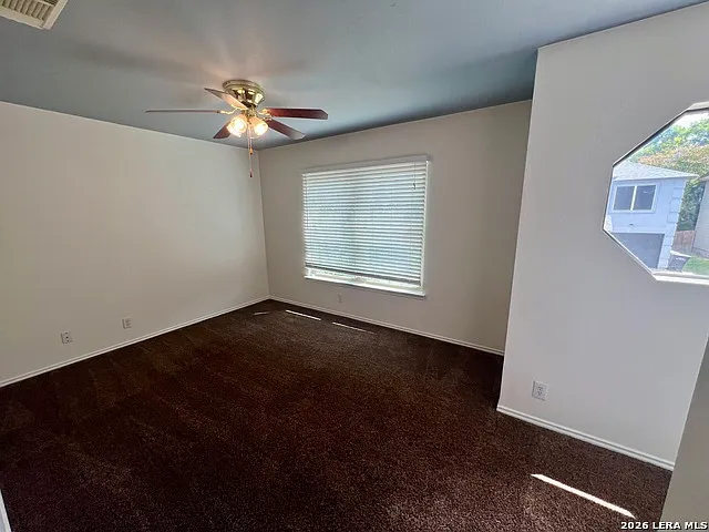 47 Latrobe Post — Photo 14