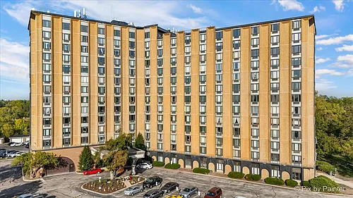 1 Renaissance Pl Photo 1