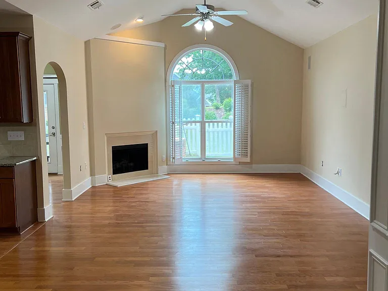 5240 Villa Lake Ct — Photo 6