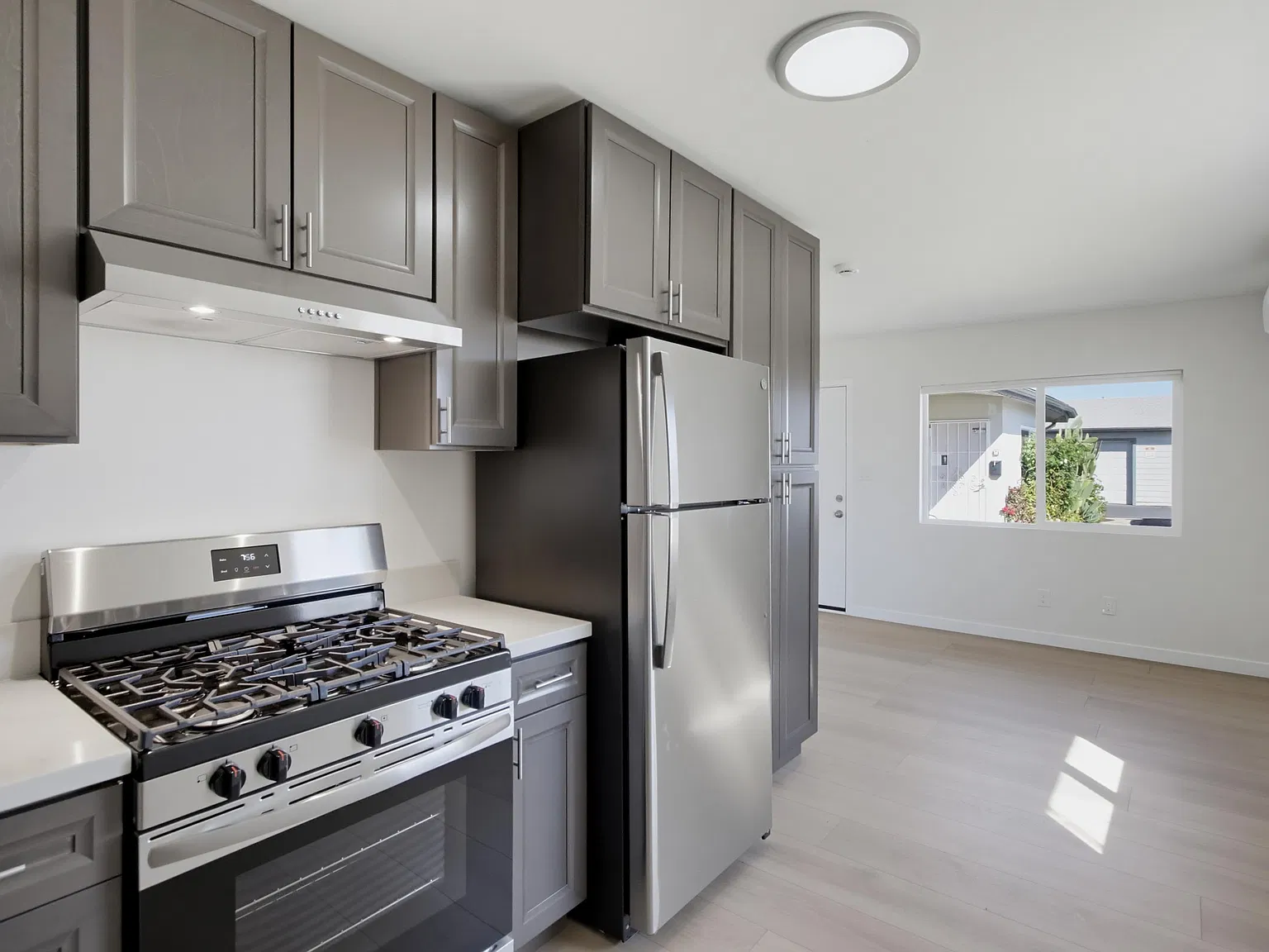 1 bed, 620 sqft, $1,780 — Photo 2