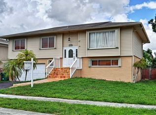 3831 NW 79th Way, Hollywood, FL 33024