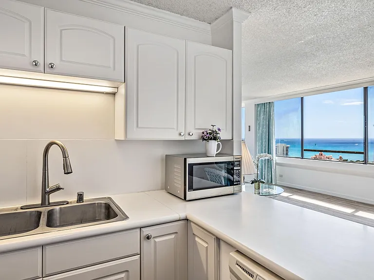 430 Lewers St #2804 — Photo 15