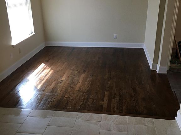 3rd image of 1240 Mistletoe Dr