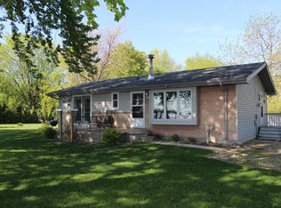 6348 Lakeshore Rd, Winneconne, WI 54986