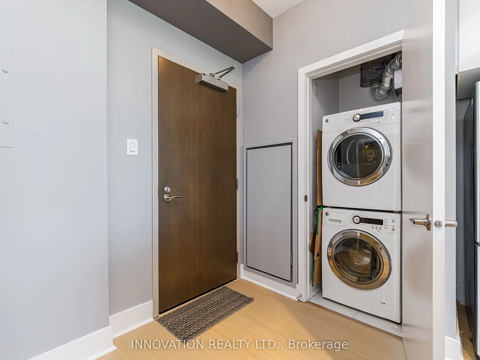 1 bed, $2,100 — Photo 3