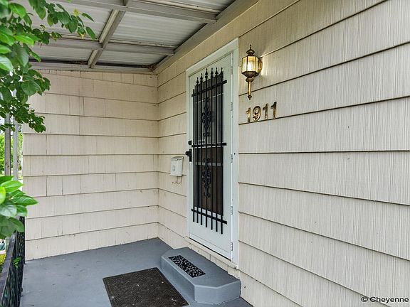 3rd image of 1911 Garrett St