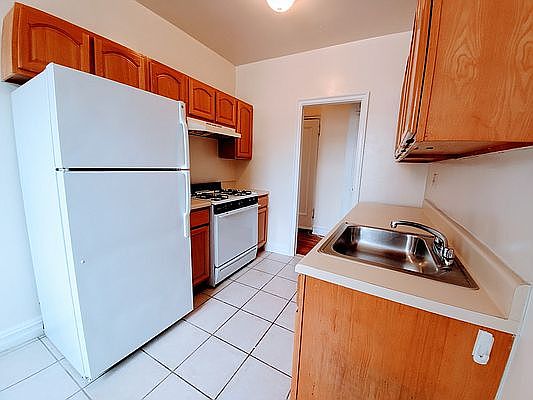 2nd image of 27-10 Newtown Ave #2B