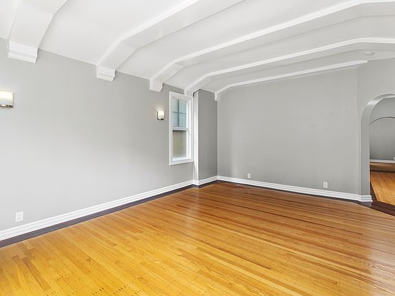 2nd image of 1700 Broadway St #101