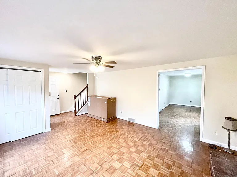 157 Fairgreen Dr #RIGHT — Photo 6