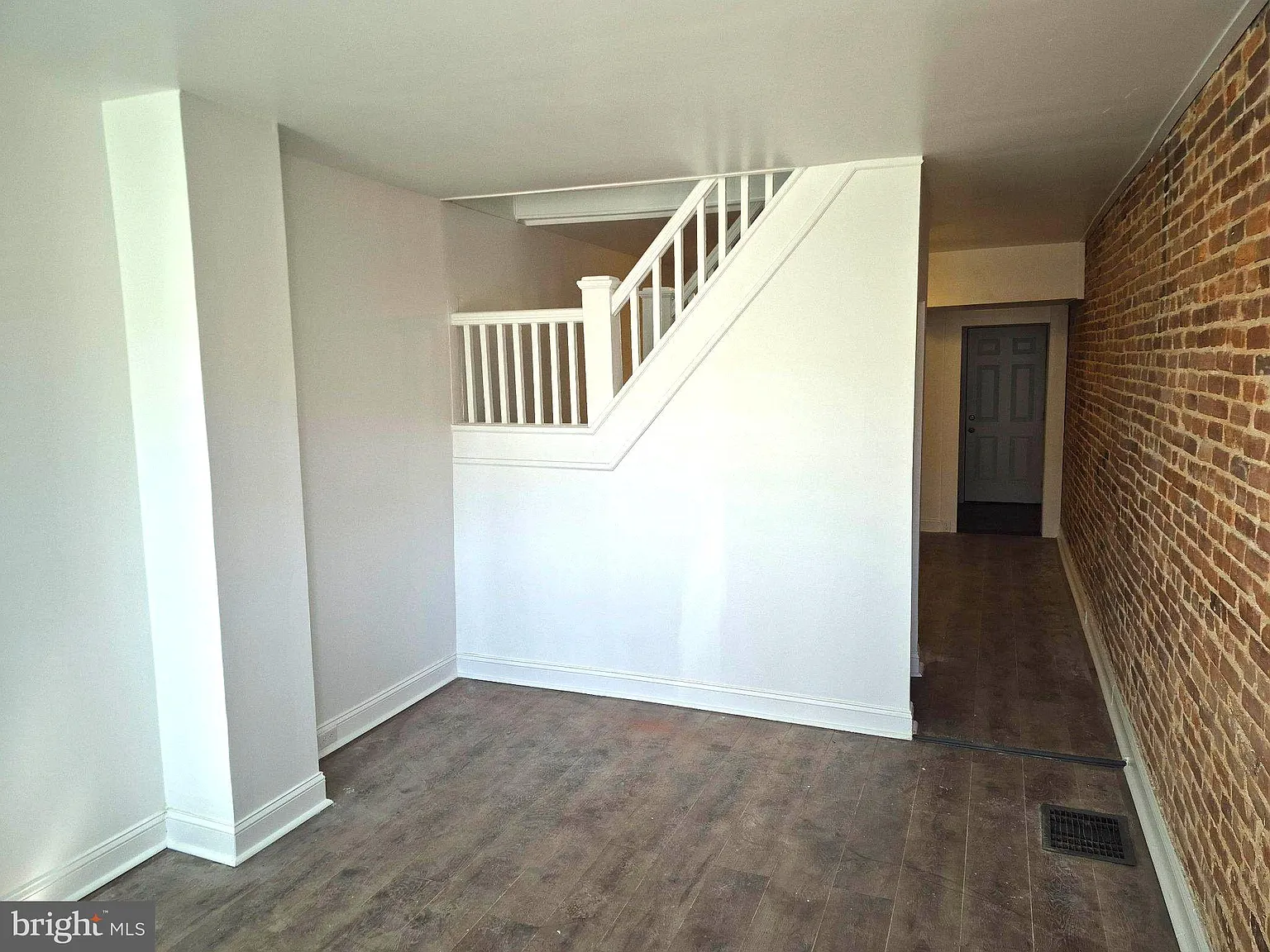 2 bed, 1.5 bath, 390 sqft, $1,450 — Photo 4