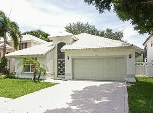 10217 Brookville Ln, Boca Raton, FL 33428