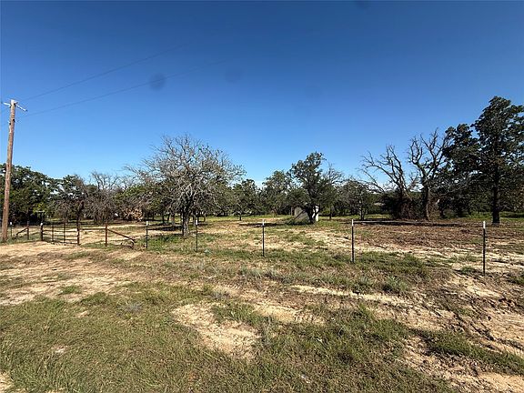 5th image of Wild Hill Oak Dr