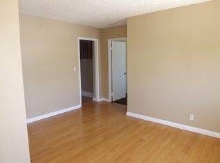 1556 1/2 Pine Ave, Long Beach, CA 90813