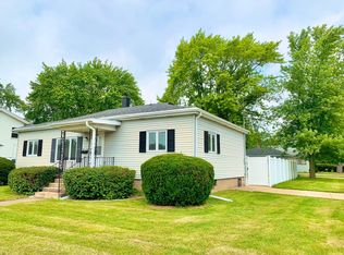 328 E Norris Dr, Ottawa, IL 61350