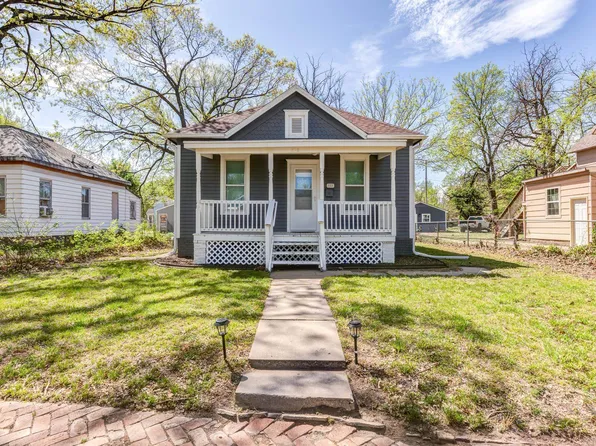 818 Gypsum Ave, Salina, KS 67401