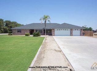 6444 Houghton Rd, Bakersfield, CA 93313