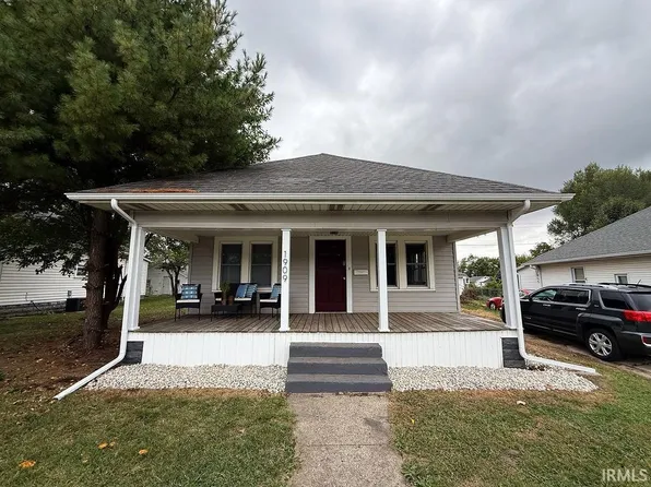 1909 Cherrywood Ave, New Castle, IN 47362