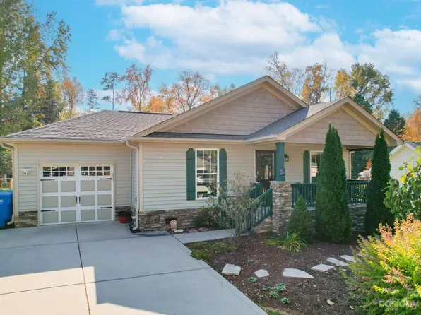 211 Maple St, Locust, NC 28097