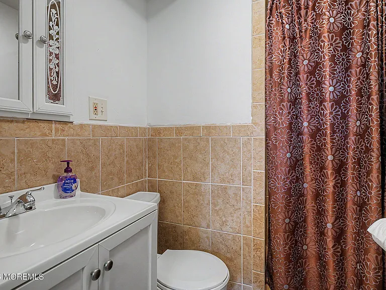 601 4th Ave #1 — Photo 27