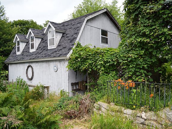 Detached Garage and Workshop
