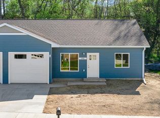 2442 Russell Ct, Reedsburg, WI 53959
