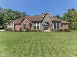 345 Nottingwood Ct, Opelousas, LA 70570