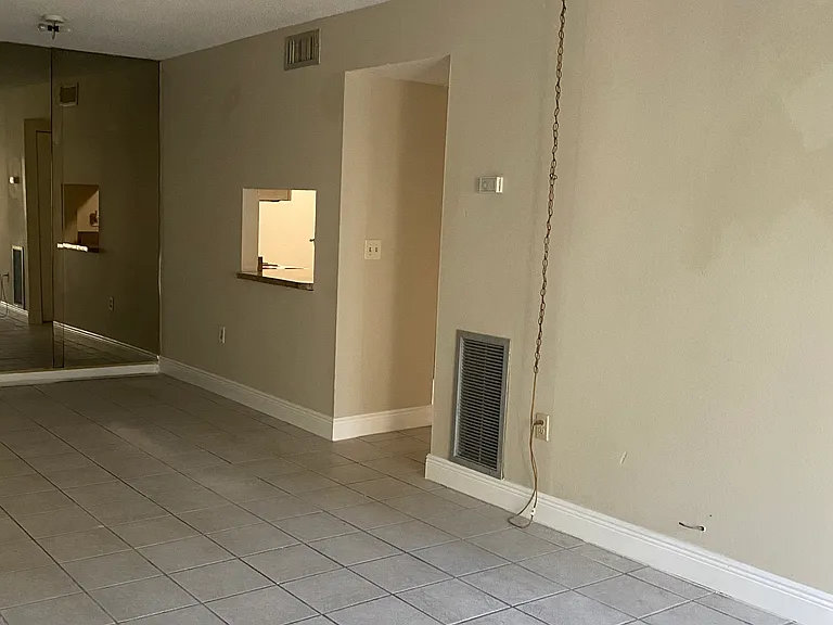 3254 S Semoran Blvd — Photo 5