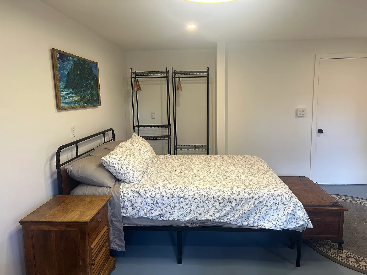Studio, $3,000 — Photo 4