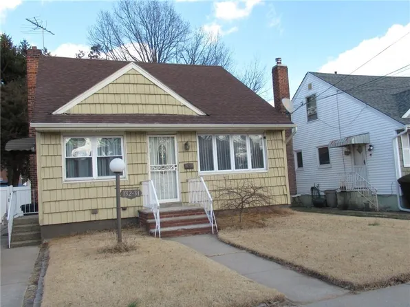 13231 158th St, Jamaica, NY 11434