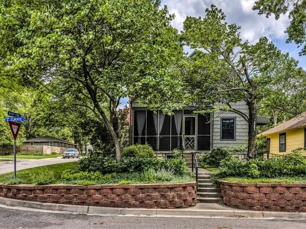 4331 W 52nd Ter, Roeland Park, KS 66205