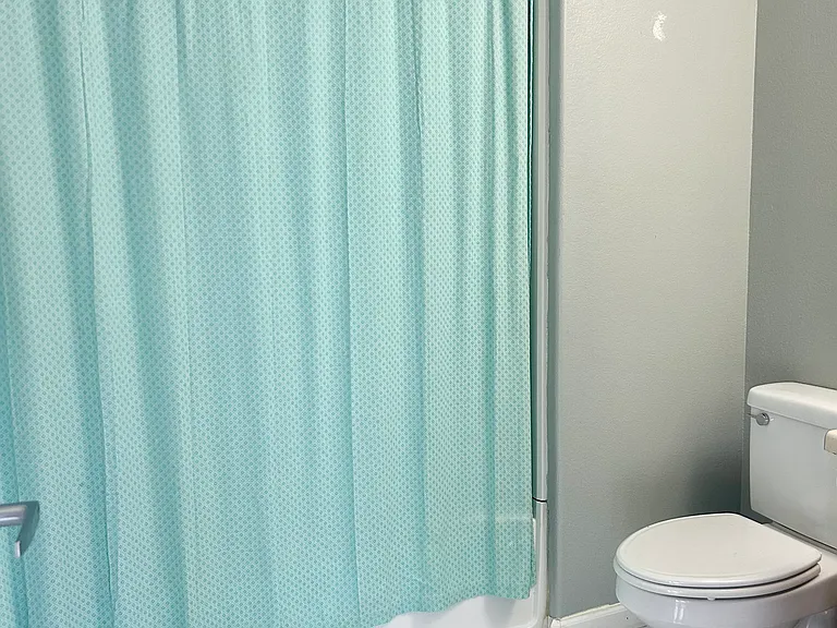 Second bathroom.