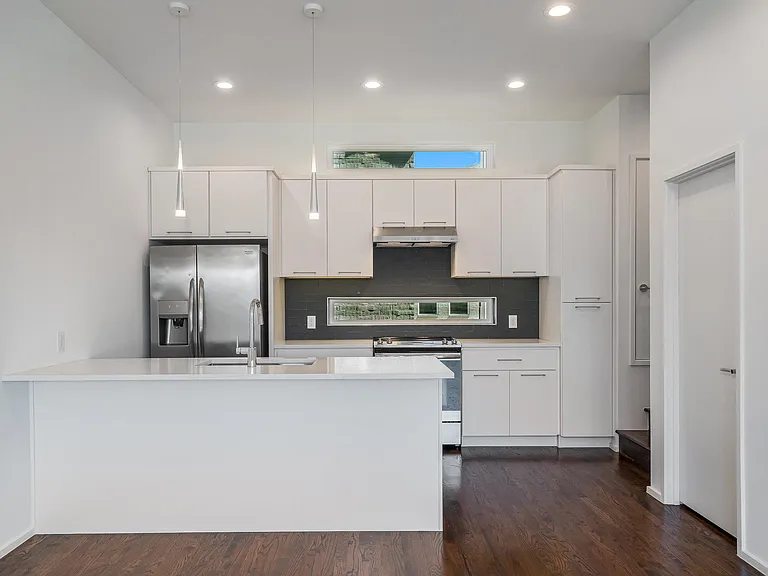 6059 La Vista Dr — Photo 14