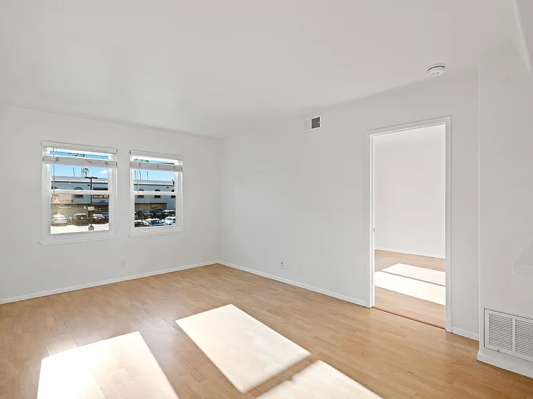 231 Cabrillo St — Photo 17