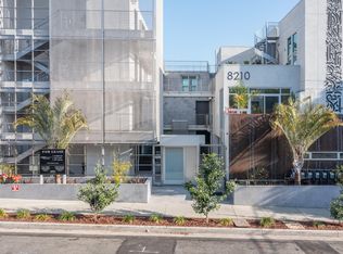 8210 W Fountain Ave #202, Los Angeles, CA 90046