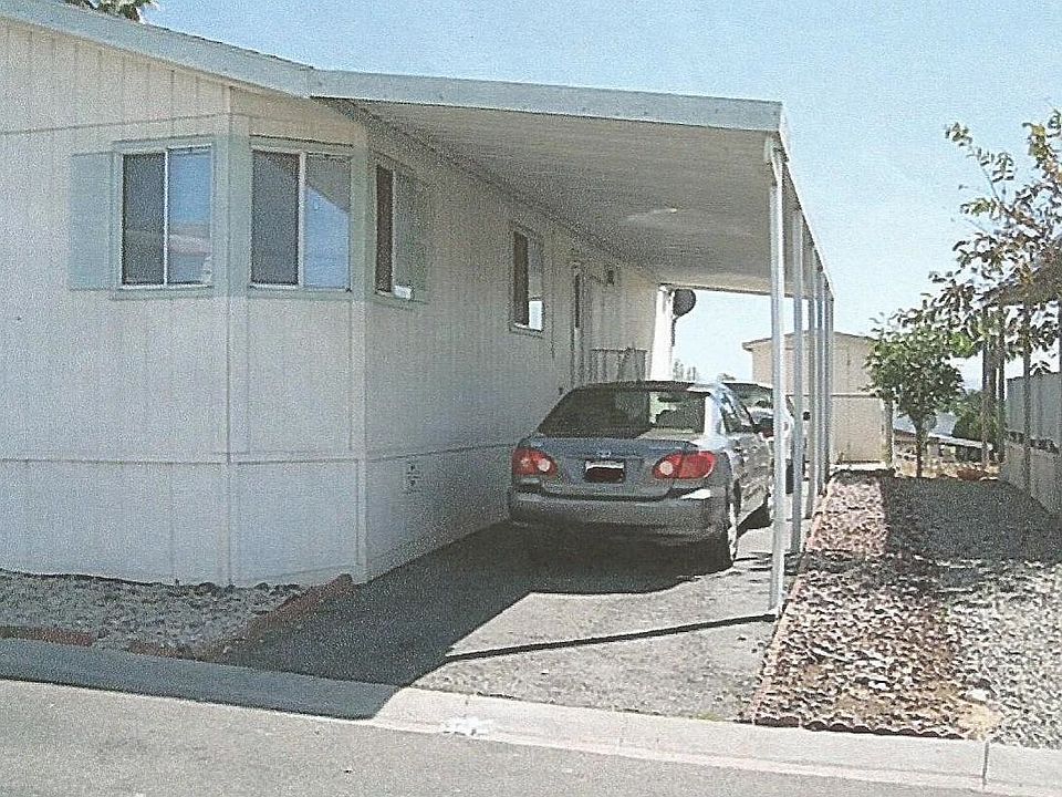 2nd image of 6130 Camino Real Space 199