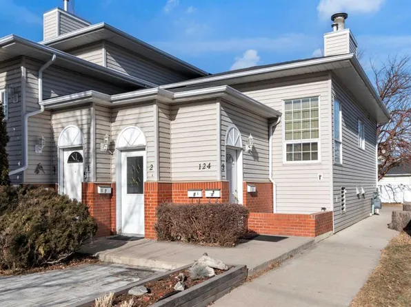 124 S 19th Ave NE #3, Calgary, AB T2E 1N8