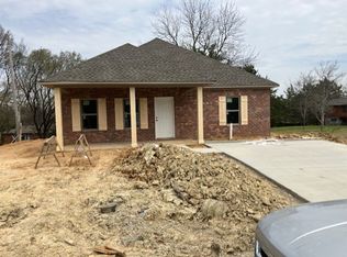 902 Taylor St, Tupelo, MS 38801