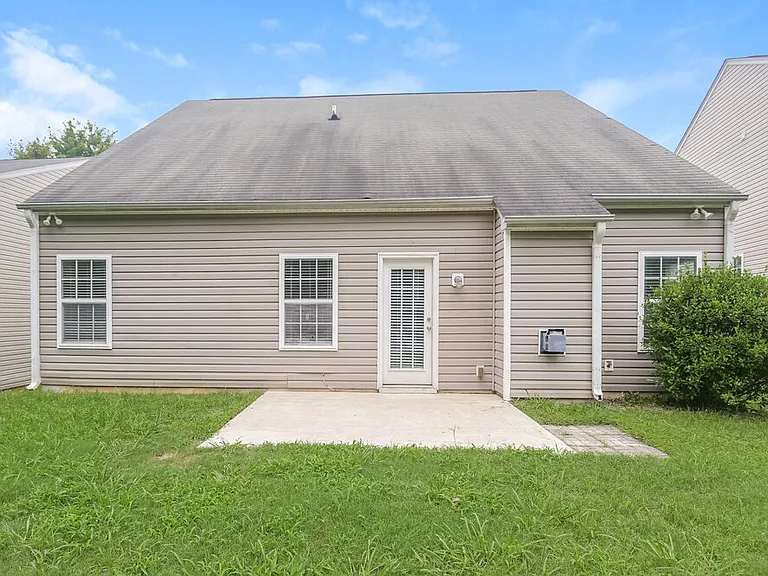 10606 Pickerel Ln — Photo 17