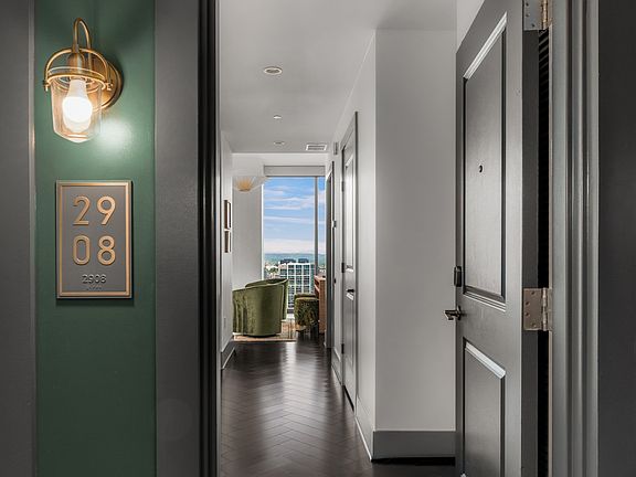 5th image of 1616 W End Ave #2908