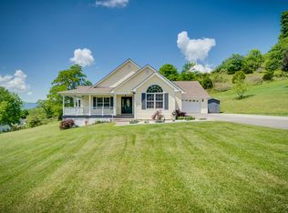 703 Fairview Ln, Lebanon, VA 24266