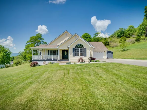 703 Fairview Ln, Lebanon, VA 24266