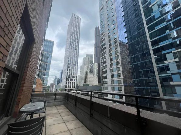 365 Bridge Street image 17 of 18