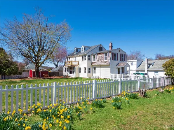 2192 Focht Ave, Bethlehem, PA 18015