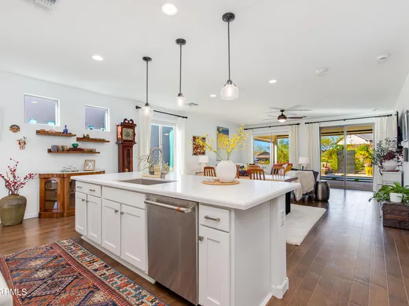 4300 SAWBUCK Way, Wickenburg, AZ 85390